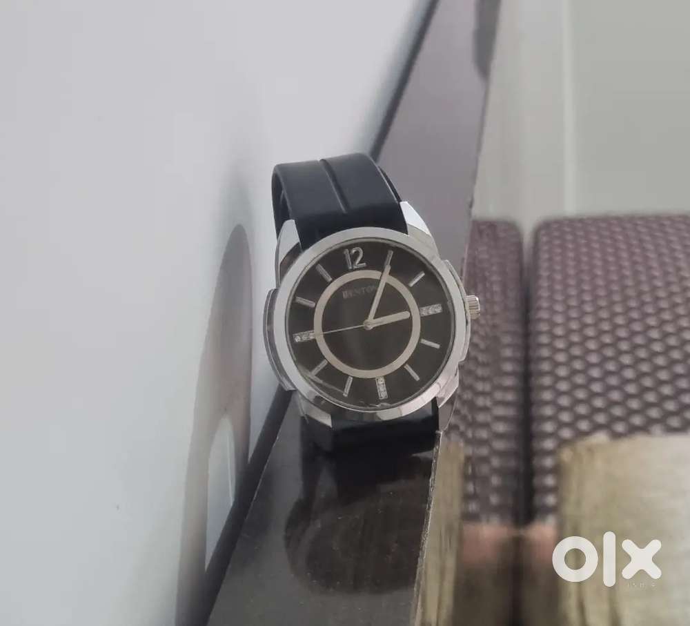 Manual watch working condition first hand