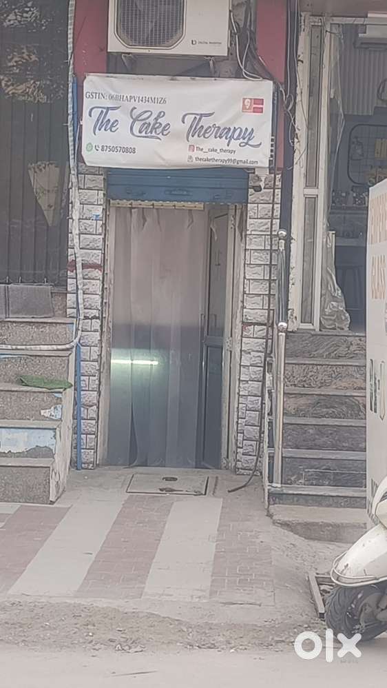 Salloon/office/fastfood/retail BASEMENT SHOP AVAILABLE FOR RENT