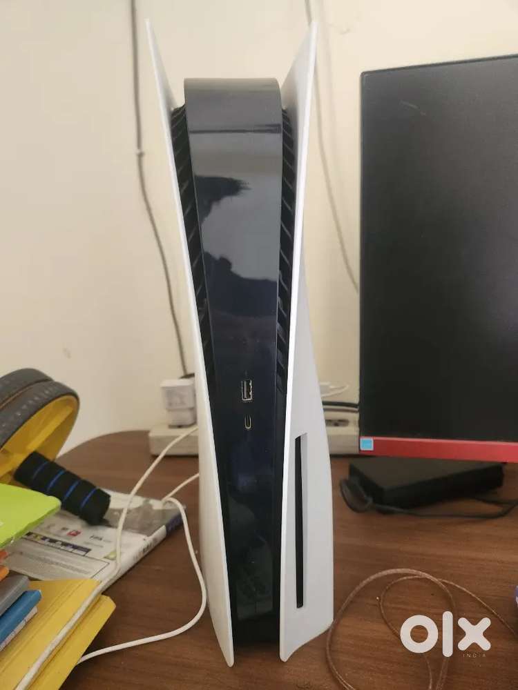 PS5 Disc Edition with 2 games