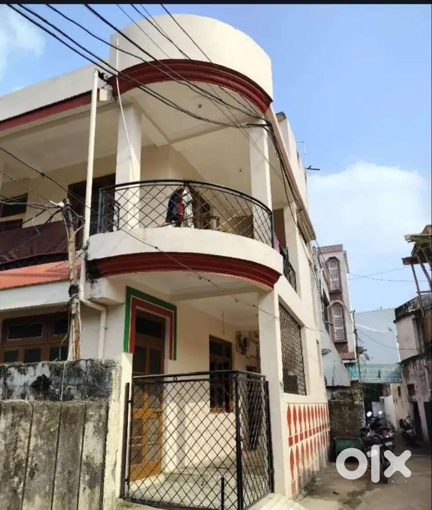A 4 bhk house ready for rent on minimal rate