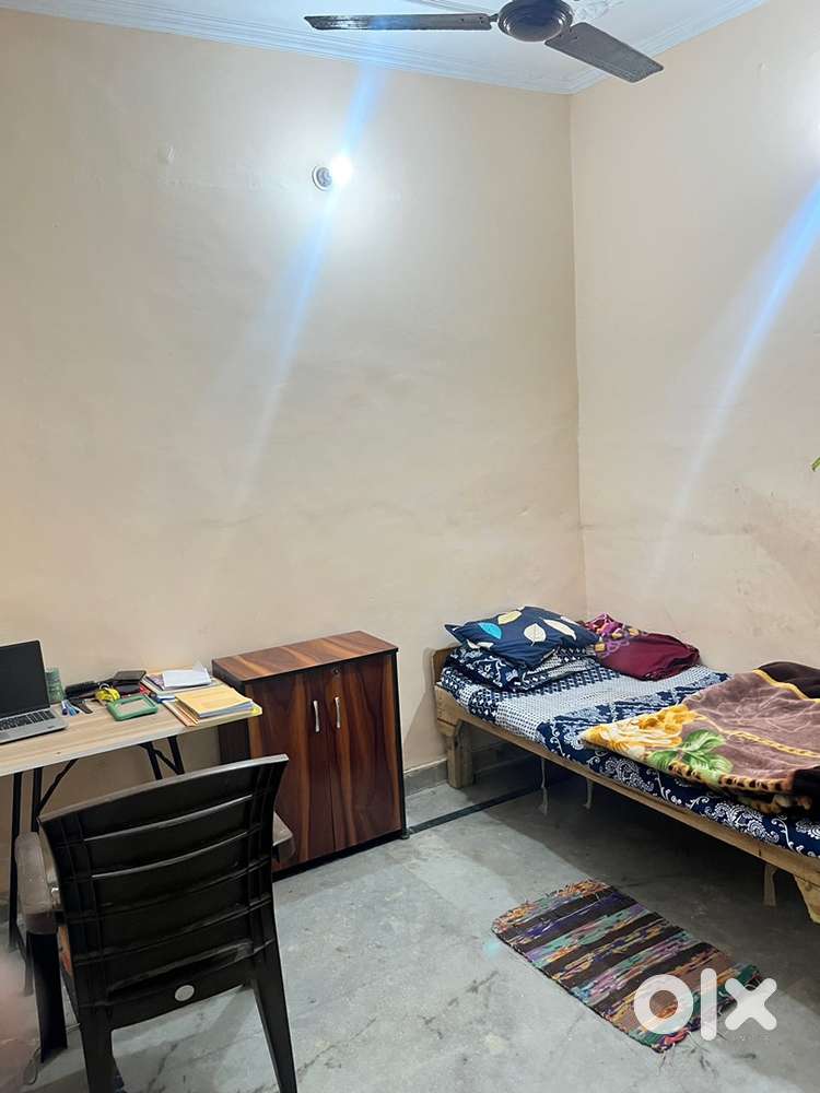 Need urgent male roomate in one BHK flat Alpha 2