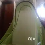 Folding mosquito net
