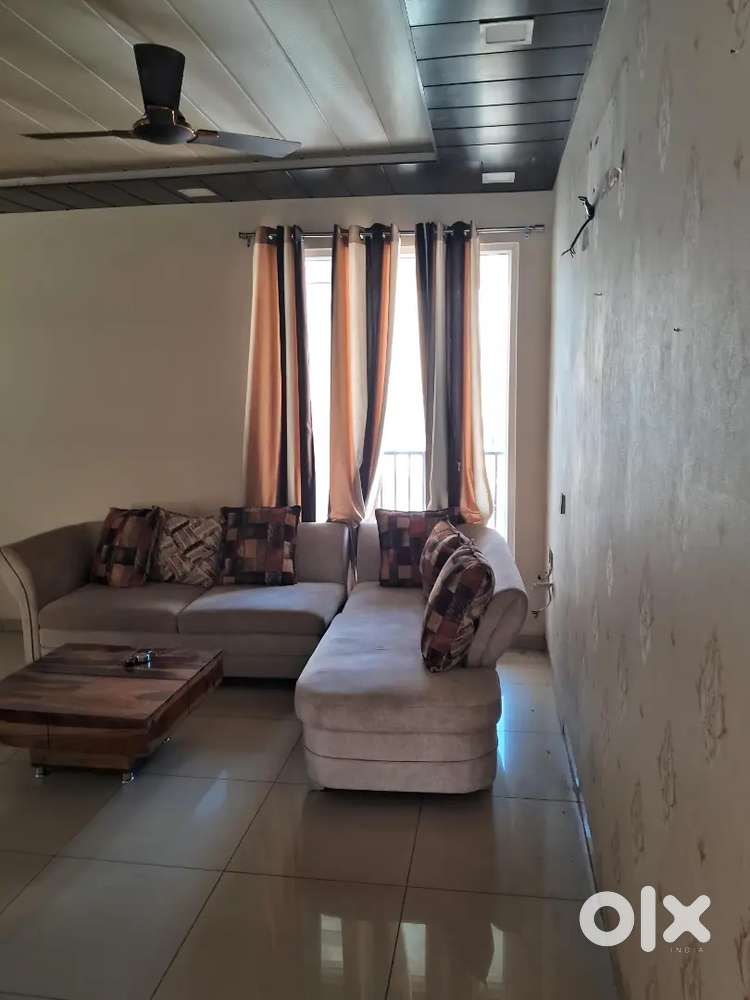 3 BHK 1650 Sqft Fully Furnished Flat Rent Highland Park Zirakpur