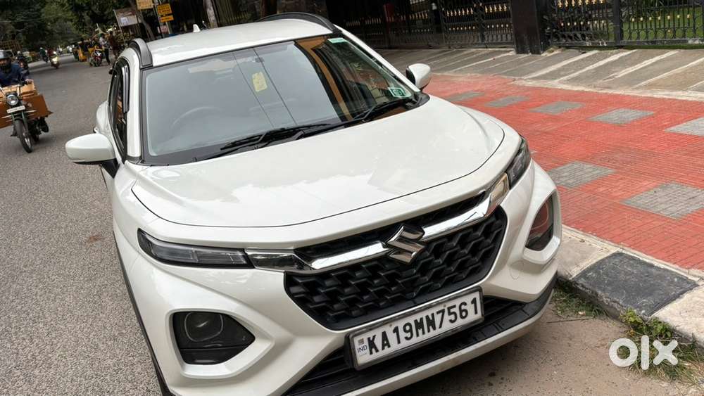 Maruti Suzuki Fronx Delta Automatic (2023)