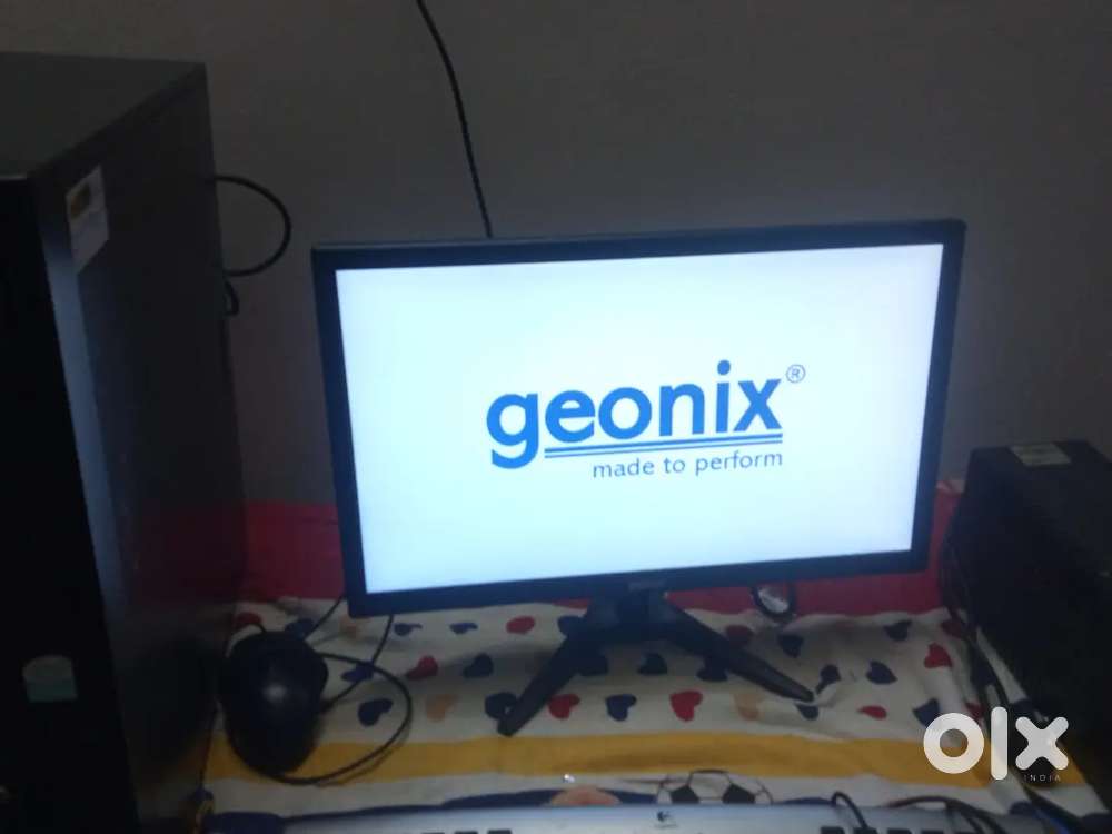 New geonix 18.5 inch monitor for sale