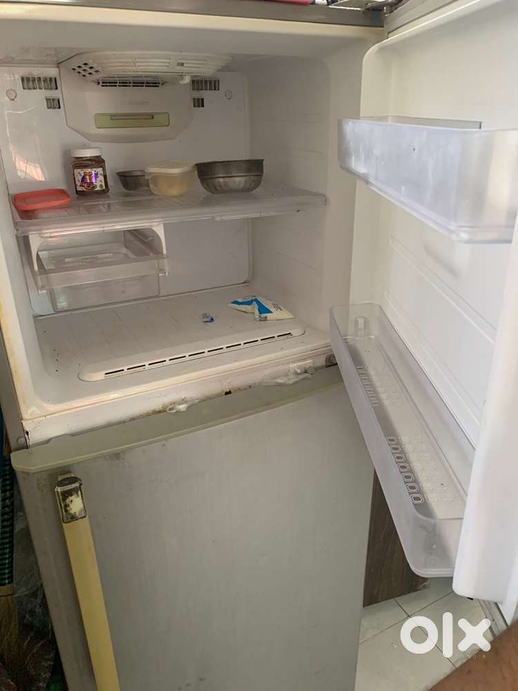 Double door fridge