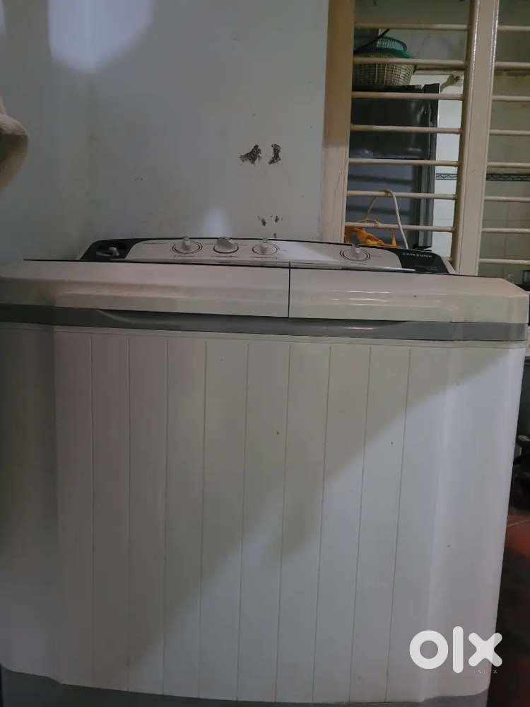 Samsung Semi Automatic Washing Machine