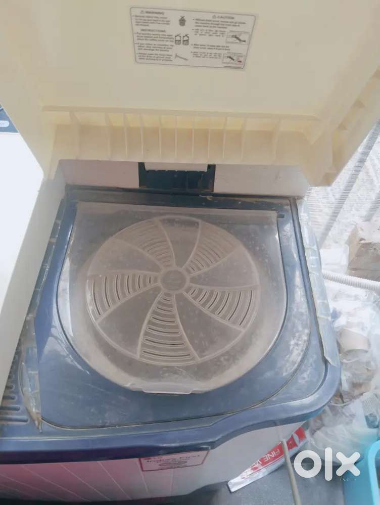 LG SEMI AUTOMATIC washing machine 6.5 kg