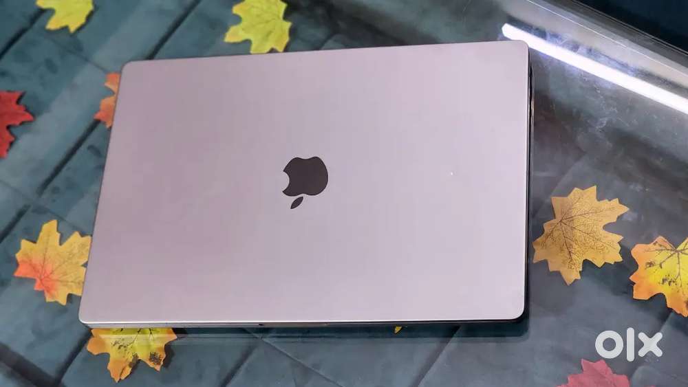 M1 Apple Macbook Pro 32GB Ram 512GB Apple SSD 2022Mfd