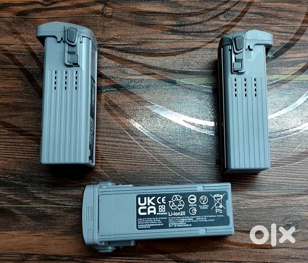 DJI AIR 3S SEALED batteries, charging hub, 100wts charger -ALL SEALED