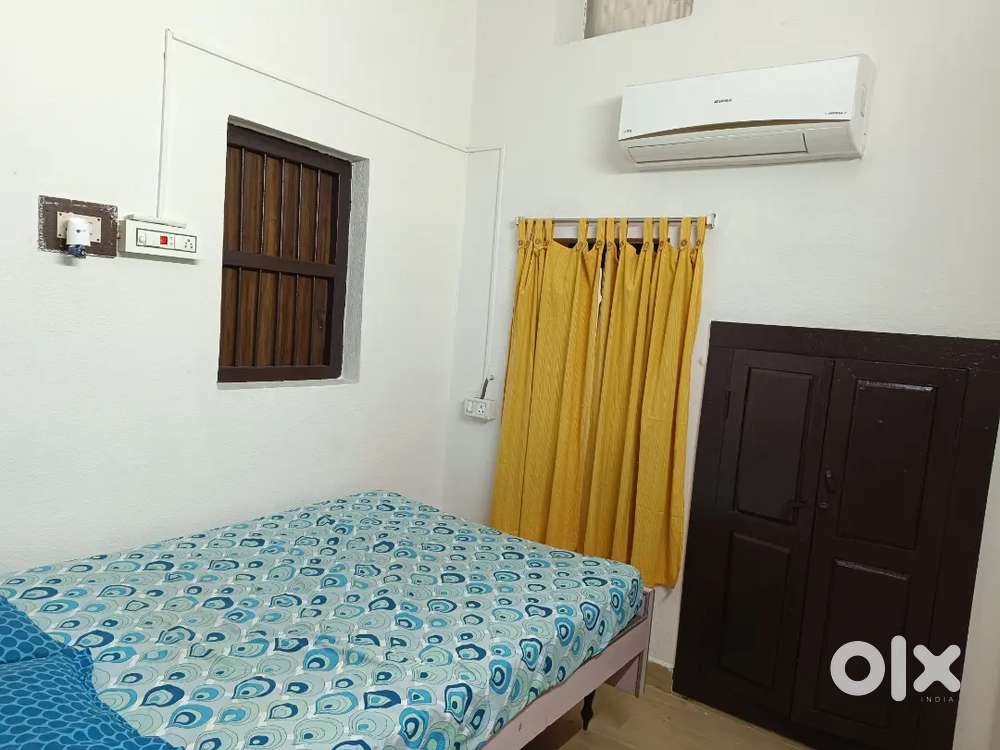 Fully Furnished AC 1BK rent in Nelakondapalli
