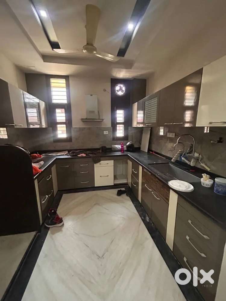 PREMIUM 3 BHK FOR RENT SEMI FURNISHED