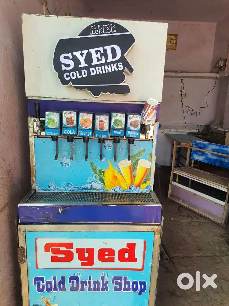 Soda fountain machine