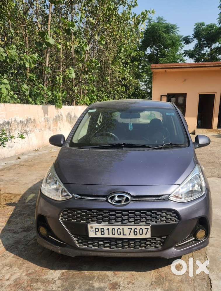 Hyundai i10 2017 Petrol 90000 Km Driven