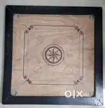 Carrom board