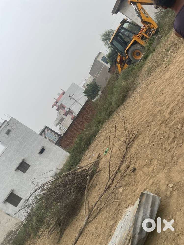 2 side open plot 30ft road near chandralekha sosaity