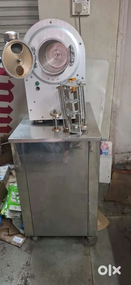 Ice Cream Maker Machine