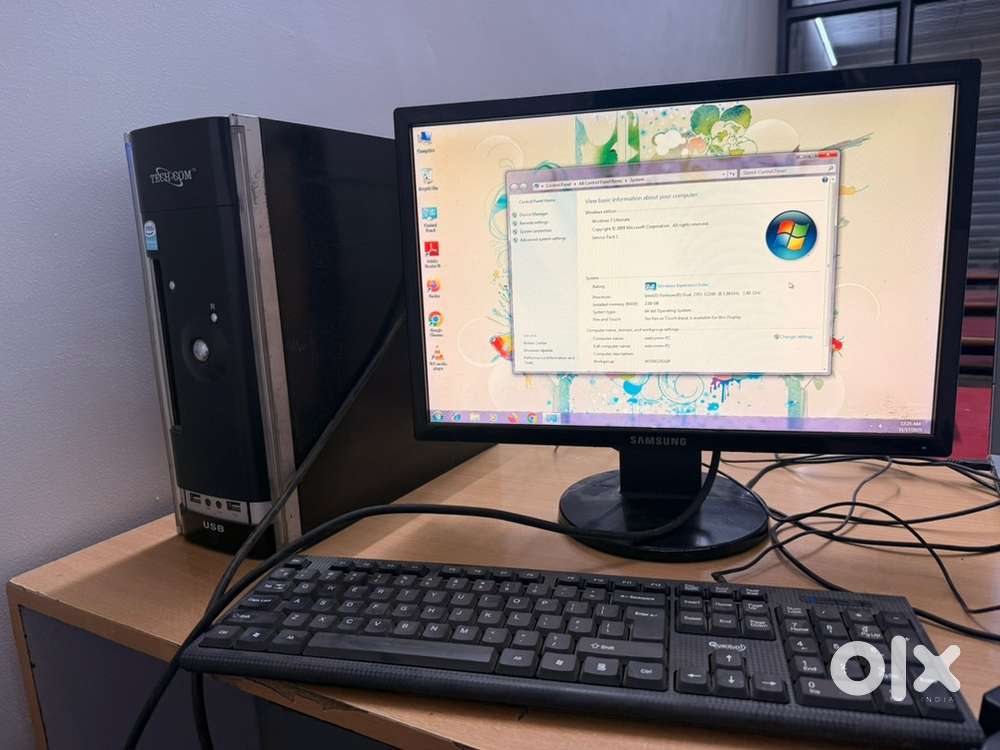 Computer PC with 19inch samsung lcd led monitor
