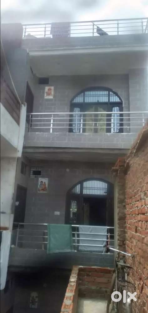 There are 2 room with attached 1 bathroom and 1 kitchen