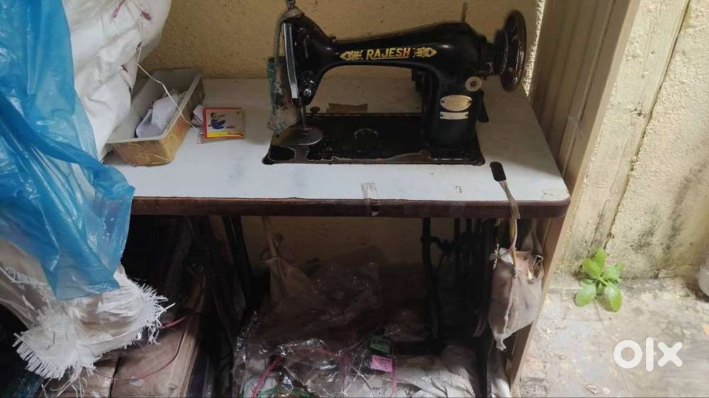 Used sewing machine in working condition