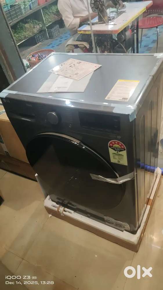 LG 8 Kg 5 Star Inverter Fully Automatic Front Load Washing Machine