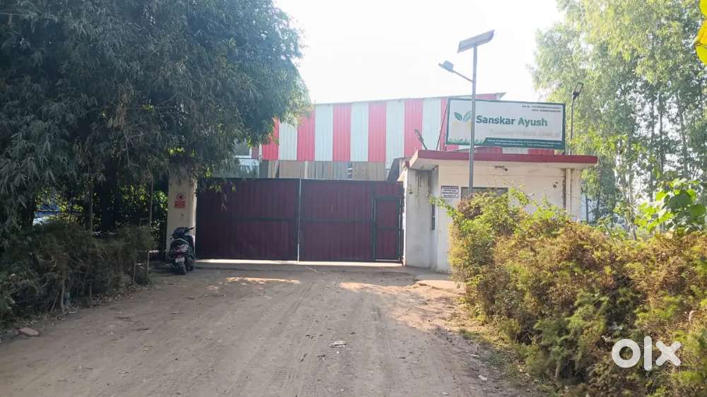 We have Need 1 Receptionist Girls