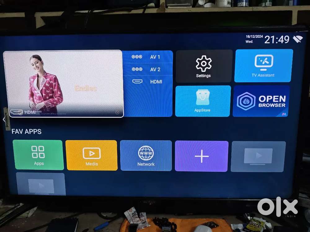 UltraPix TV 43 inchs