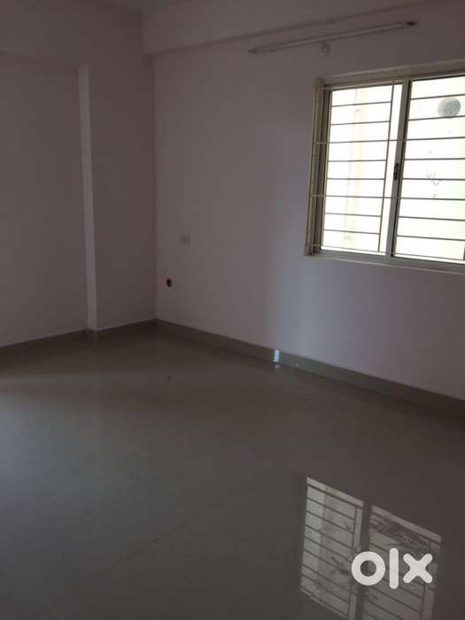 2BHK avilable for rent at kommadi Jn. Beside