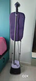 Philips garment steamer 1yr old