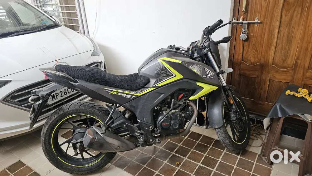 First owner Hornet 160R on sale