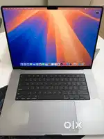 Apple macbook M2 pro 16 inch 1tb