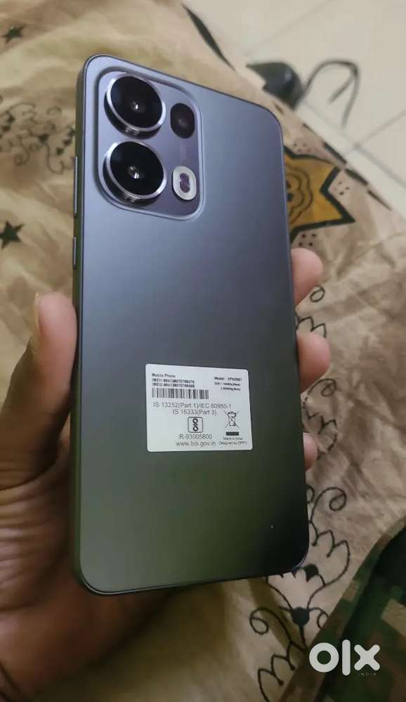 OPPO reno 13 pro 12/256gb black colour new condition only 2month used