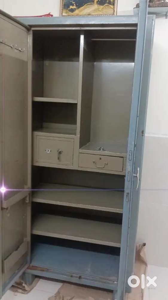 Almira Almari steel- Cupboard