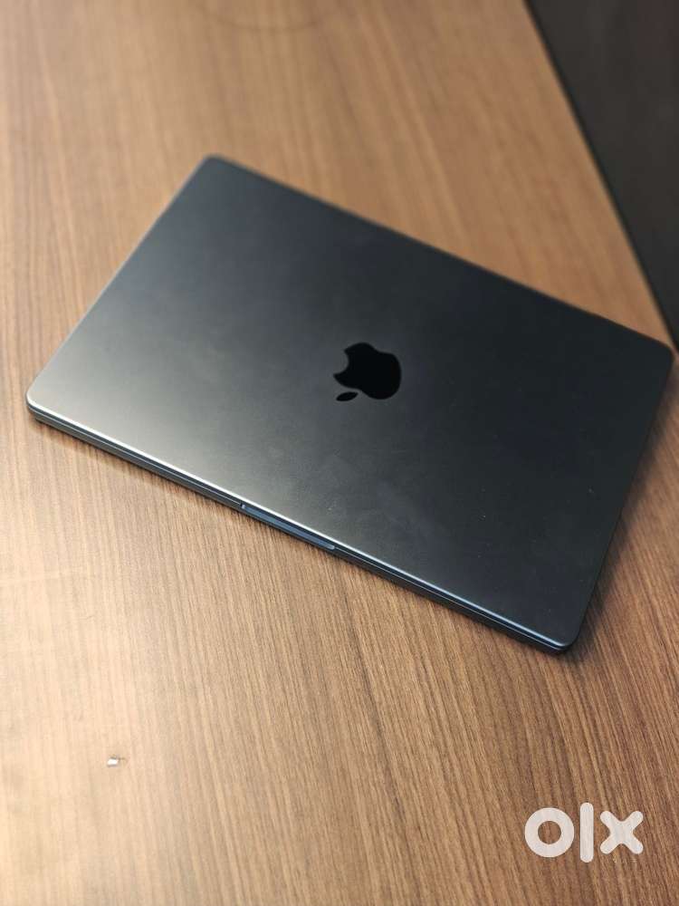 Apple MacBook Pro M3 Pro