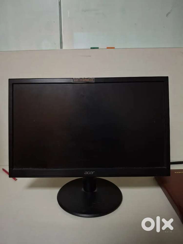 Acer Monitors in excellent working condition for office & personal use