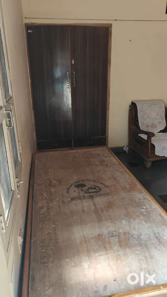 ONE ROOM ATTACH WASHROOM & KITCHEN MR 4 ROAD LABOUR CHOWK JABALPUR