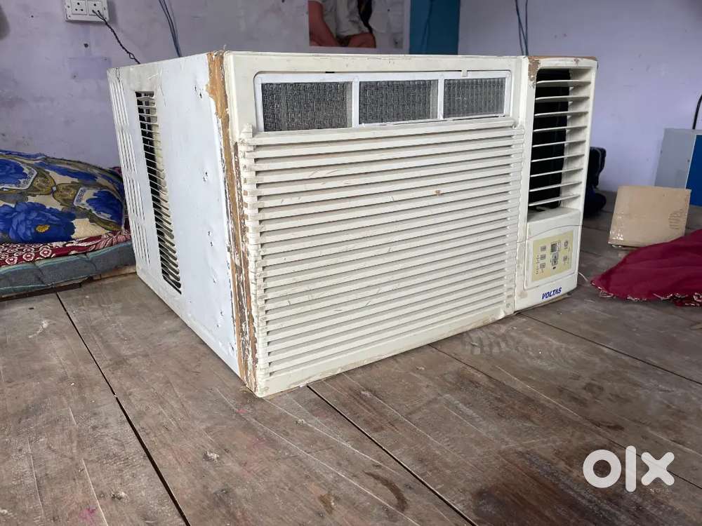 Window ac 1 tan