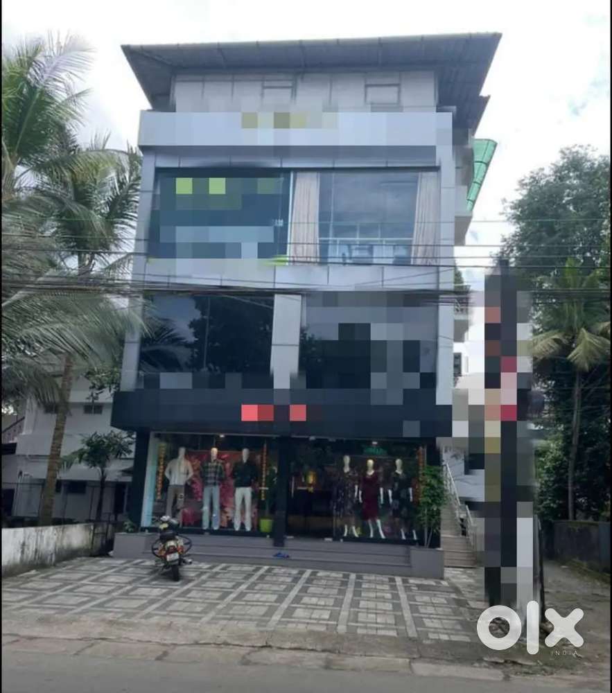 Office Space -Kadavanthra- 700sqft- Facing Main Road with Parking 30k