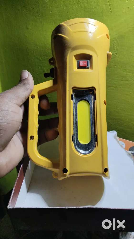 Rechargeable LED torch