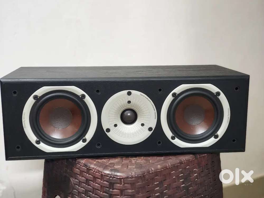 Dali Spektor Vokal Center Energy Bookshelf speaker   Polk Jbl Marantz