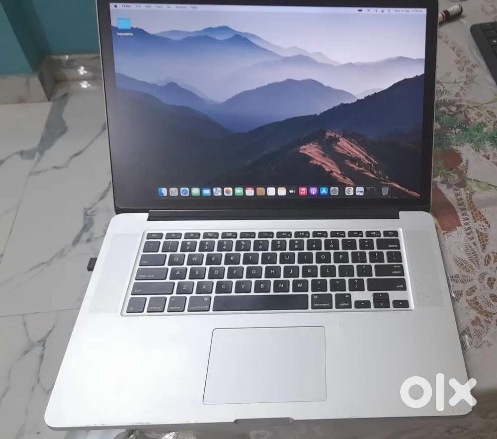 Apple Laptop iMac 2015 model