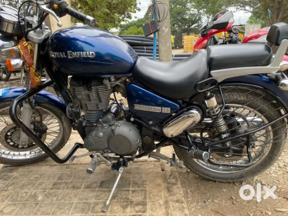 Royal Enfield Bullet – Power, Style & Legacy in One Ride