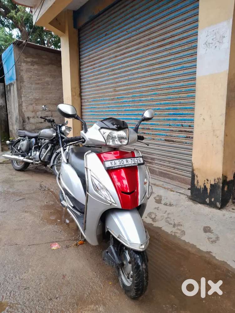 Good condition  maestro scooter