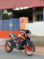 Duke 390 single owner