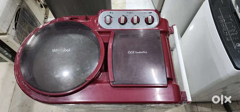 Whrilpool 8.5kg semi automatic washing machine for sale