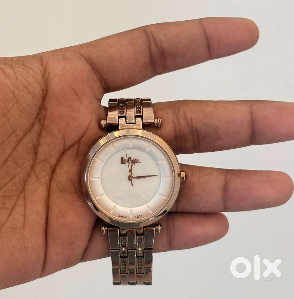 OG Lee Cooper Quartz Analog Silver Dial Metal Strap Watch For Women