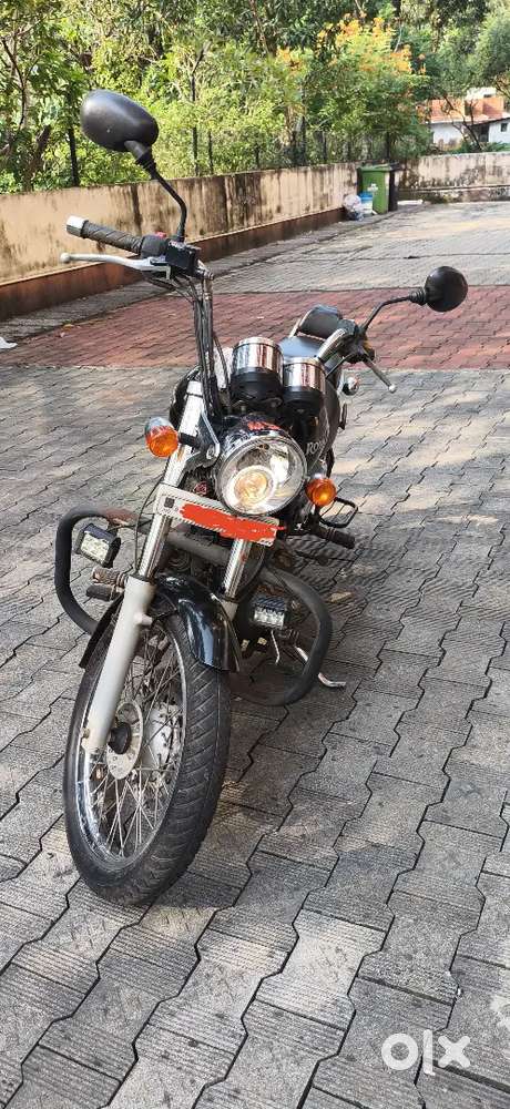 Royal Enfield thunderbird