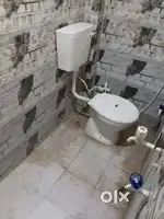3bed room 1 bathroom kitchen full floor