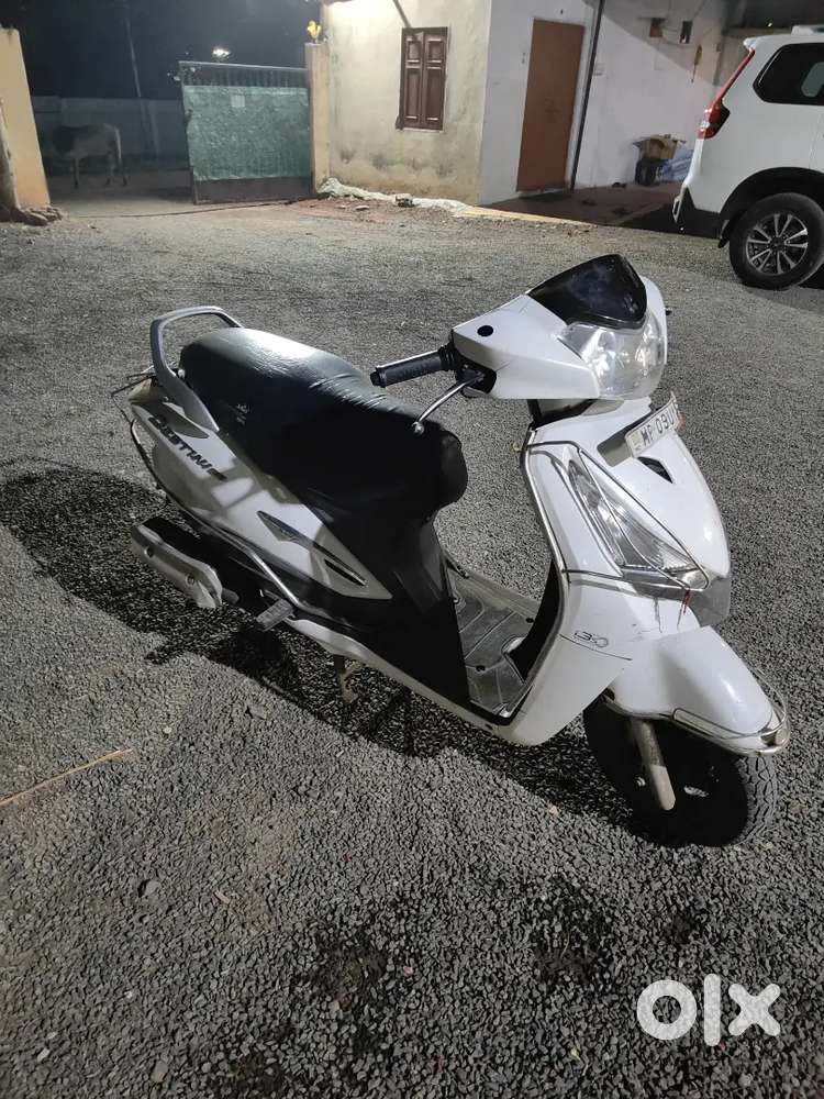 1st owner single hand chali hai