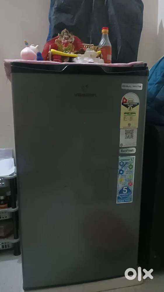 New fridge 2month used, warranty for 1year